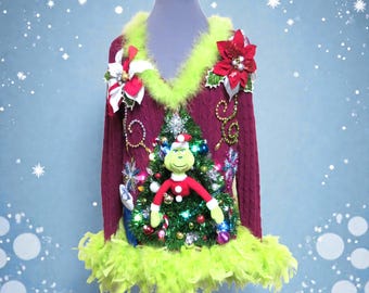 white christmas dresses Humorous Is It Me Am I The Drama Grinch Christmas Sweatshirt – Gifts Are  Blue main image 0