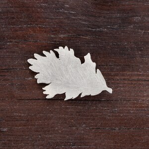 Silver Oak Leaf Brooch | Handmade Botanical Nature Pin | Minimalist Forest Jewelry