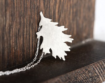 Silver oak  leaf necklace, Oak leaf pendant, Gift for her