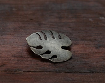 Dark monstera leaf brooch (small), Monstera brooch, Gift for her