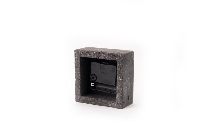 Minimalist concrete desk clock with Scandinavian moss | Modern concrete clock | Square table clock | Home decoration