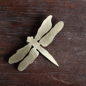 Elegant Large Gold Dragonfly Brooch - Perfect Gift Idea
