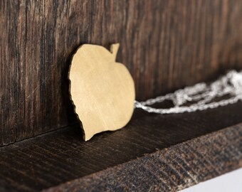 Gouden lindebladketting - handgemaakte koperen hanger, verzilverde ketting
