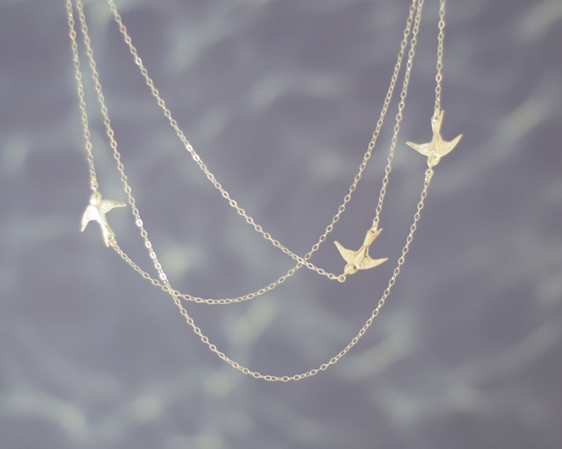 FLYING BIRDS ketting in sterling zilver, goud gevuld, roségoud vermeil drie vogels ketting gelaagde ketting set moeders geschenk afbeelding 2