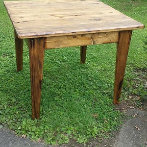 RUSTIC FARMHOUSE TABLE Cabin Cottage Distressed Primitive 48&quot; x 48&quot; Burnt Golden Oak Kitchen Table Island Custom Sizes Colors