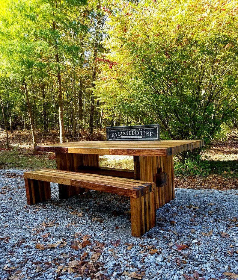 SALVAGED FARMHOUSE TABLE Reclaimed Pallet Barn Woods Farm House Decor W ...
