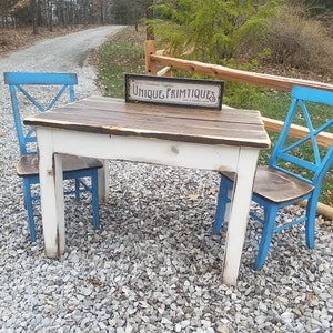 RUSTIC FARMHOUSE TABLE 3-Piece Set Kitchen Dining Chairs Farm House Reclaimed Wood Dark Walnut Country White Teal Custom Sizes Colors Unique