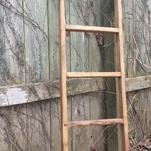 RUSTIC WOOD LADDER Primitive 14x48 Quilt Blanket Scarf Tie Towel Rack Primitive Home Cabin Lodge Decor Custom Sizes Colors Unique Primtiques