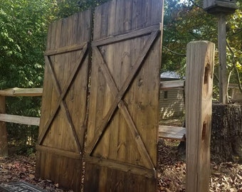Rustic BARN DOOR Farmhouse SHUTTERS Reclaimed Wood Wedding Wall Hanging Window Gates Centerpiece Doors Unique Primtiques Custom Sizes Colors
