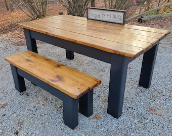 RUSTIC FARMHOUSE TABLE