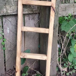 RUSTIC WOOD LADDER