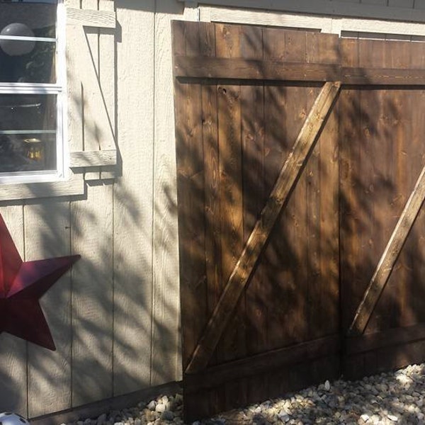 RUSTIC BARN DOORS Lot Of Two Dark Walnut 40x72 Extra Wide Reclaimed Wood Table Top Photography Studio Z Or X Back Drop Wedding Backdrop