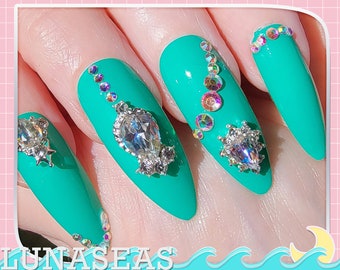 Tide - Teal Green Nail Polish | Turquoise Nail Polish | Health Conscious Make up | Mermaid Nails