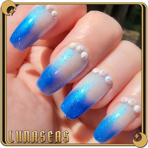 Royal Tide - Blue to pearl Thermal Nail Polish Color Changing Nail polish Vegan & Cruelty Free