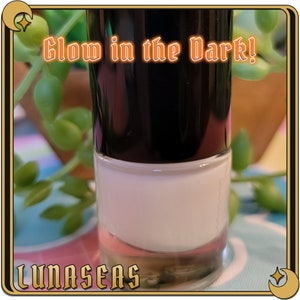 Bioluminescence Orange - Glow in the Dark Nail Polish Top Coat - UV Keychain included image 4