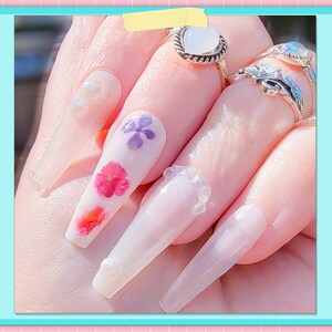 Petales De Rose Vernis A Ongles Rose Bebe Cadeaux Etsy