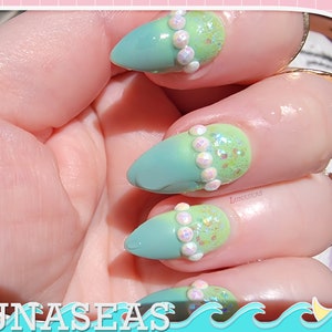 New Leaf - Mint to Blue Green  Thermal Nail Polish