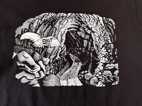 LADIES T Shirt - Eric Ravilious - Owl on a Rocky Lane