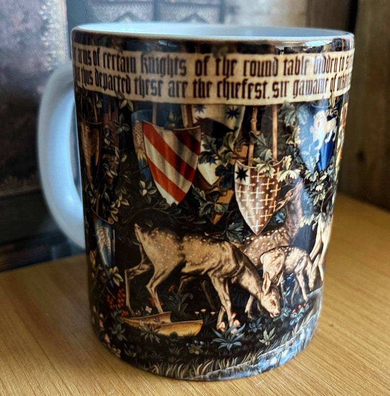 Quest for the Holy Grail Mug verdure with deer and shields tapestry by William Morris image 4