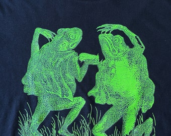 UNISEX T -Shirt - Dancing toads going to the sabbath - GREEN