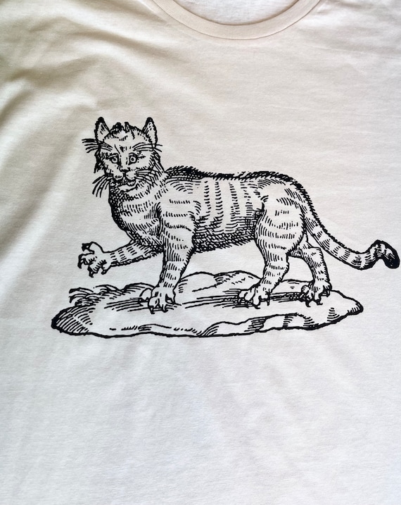 LADIES T Shirt - Cat Familiar