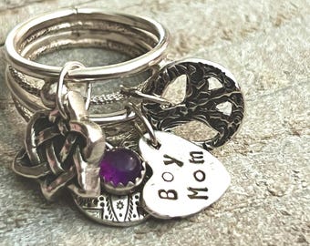 4 fasce, sottile brillantezza, anello con ciondolo, ciondoli, anello per la mamma, anello personalizzato, anello con ciondolo pendente, anello con pietra portafortuna, Natale, festa della mamma, cattivo vegano