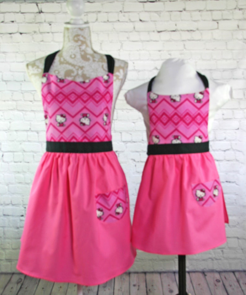 Hello Kitty Apron Set