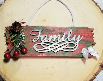 Red Green Weathered Wooden Hanging Family Sign with Decor, Hanging Family Sign, Hanging Christmas Family Sign, Holiday Family Wood Sign