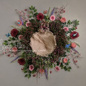 Newborn Digital Backdrop - Heather Flower Wreath