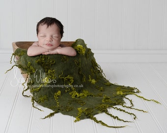 Newborn Digital Background - Green Felted Bowl