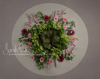 Newborn Digital Backdrop - Pink Fir Flower Circle