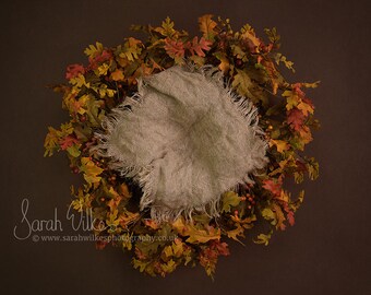 Neewborn Digitakl Backdrop - Autumn Hessian Leaves