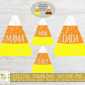Może przedstawiać: Cyfrowy pobieranie plików SVG, DXF, PNG i JPG z czterema wzorami kukurydzy cukrowej. Wzory zawierają słowa "Mama", "Mini", "Tata" i "Dziecko" w białym tekście na żółtym, pomarańczowym i białym kształcie kukurydzy cukrowej.
