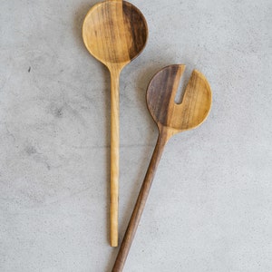 Wooden 2-Piece Salad Serving Set Wooden Salad Servers Wood Salad Serving Set Hand-Carved Wood Spoons Kitchenware image 2