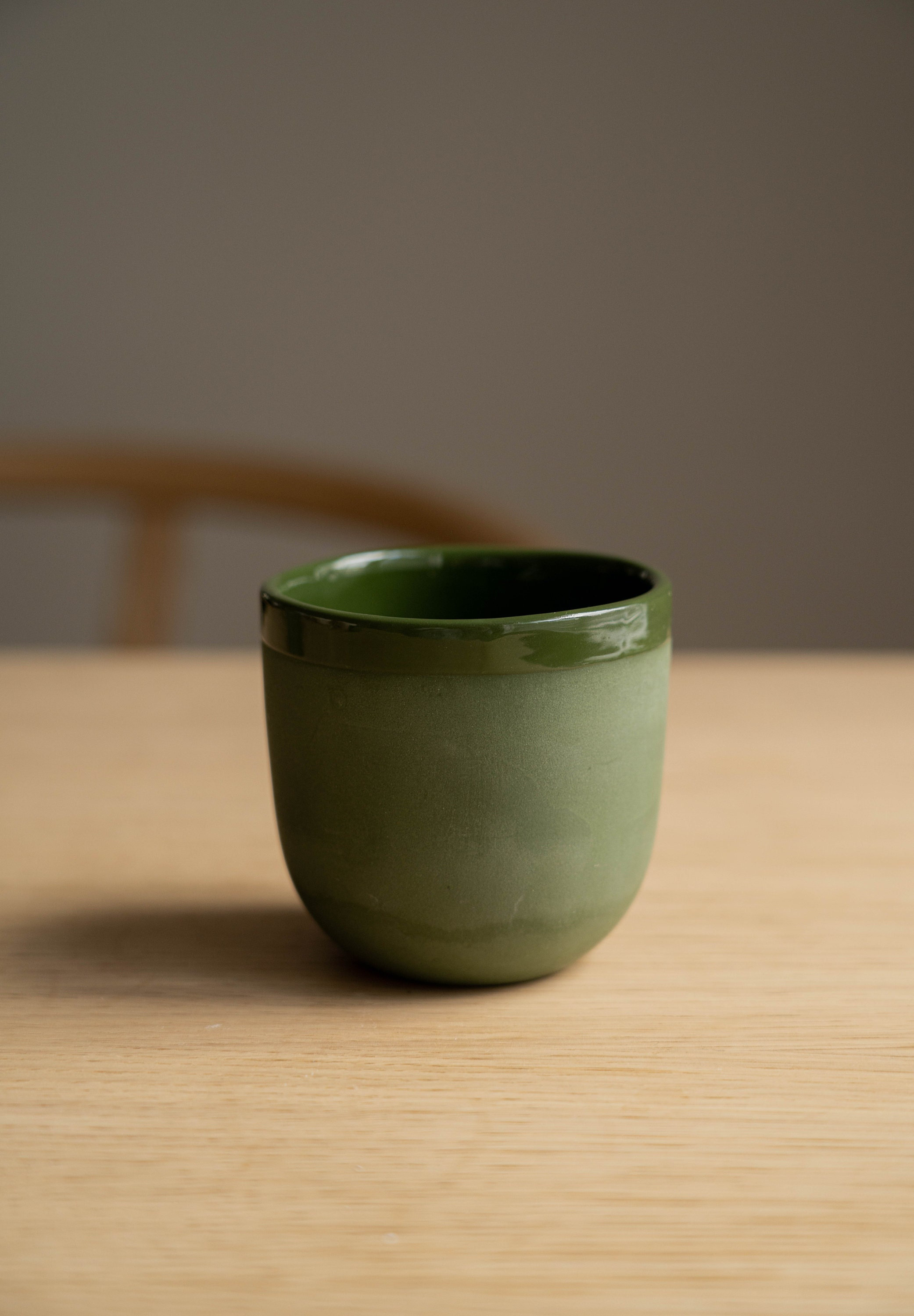 tasse à café en céramique faite la main, tasse porcelaine, verte, vaisselle cadeau pour amoureux du café, de poterie, bureau