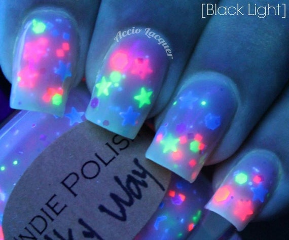 uv reactive nail polish