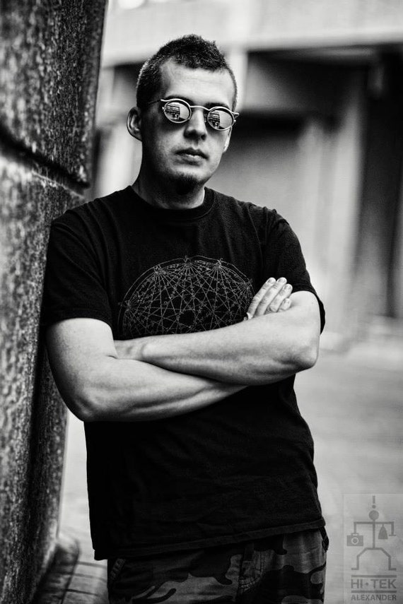 Hi Tek Alexander small oval unisex vampire Gothic… - image 5