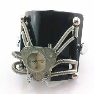 Hi-Tek Alexander  Handmade Steampunk retro futuristic  watch