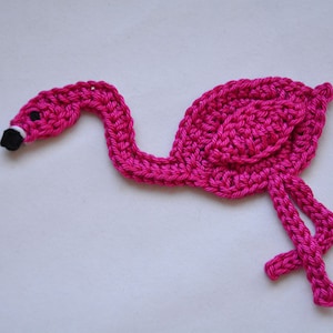 Flamingo applique / patch crochet pattern