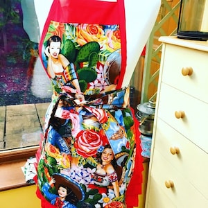 Ladies Apron , Mexican Theme, Summer Apron