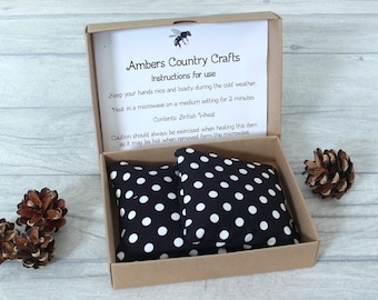 Wheat Hand Warmers, Black Dotted Theme