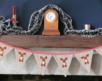 Reindeer Christmas Bunting: Holiday Fireplace Decoration