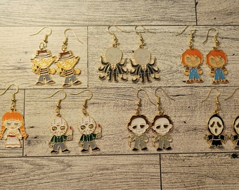 Horror Character Earrings (Gold)