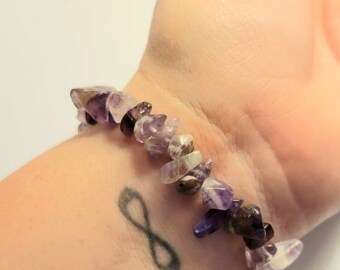 Amethyst stone chip bracelet