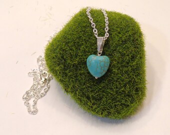 Howlite Turquoise Heart Necklace