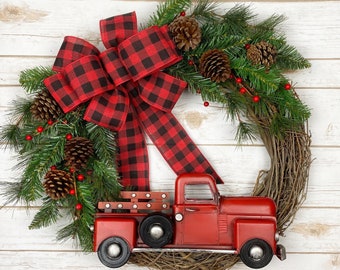 Christmas Wreath | Holiday Wreath | Red Truck Wreath | Front Door Wreath | Farmhouse Wreath | Rustic Wreath | Pine Wreath