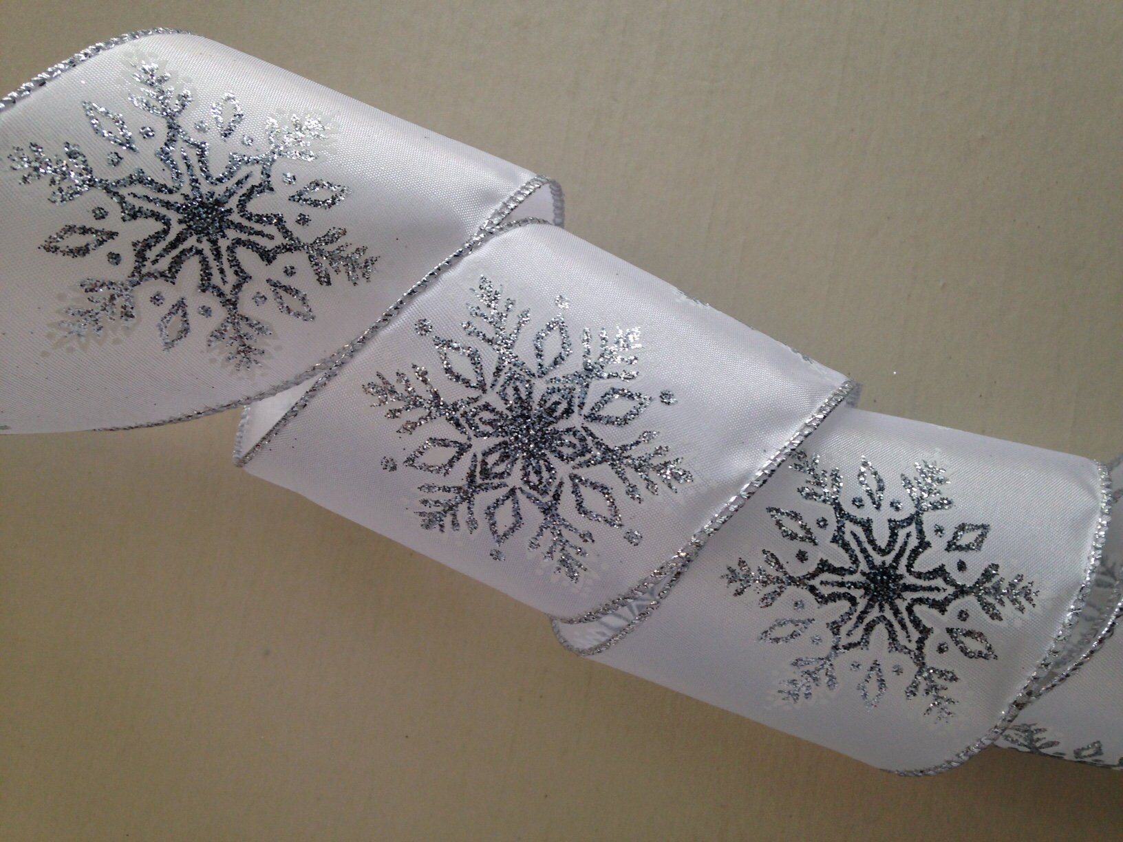 Christmas Ribbon White with Silver Snowflakes Wired Ribbon | Etsy