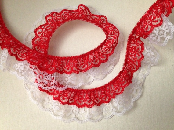 Double Ruffled Lace Trim Red and White Lace Candlewick Lace 2