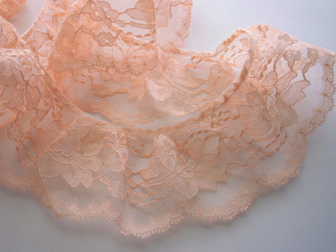 Scallop Ruffle Edge Peach Ruffled Scalloped Edge Lace Trim, 3