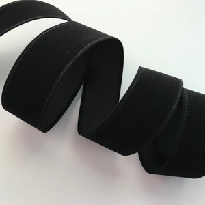 Black Velvet Ribbon, 1 1/2&quot; Wide, Wired Edge Ribbon for Wreaths, Bows, Gift Baskets, Home Decor, Christmas Ribbon, 5 YARDS